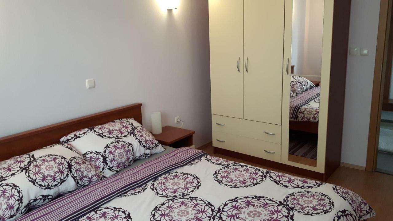 Zobic Family Apartments ラブ エクステリア 写真